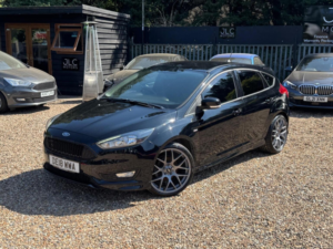 2018 Ford Focus 1.0t Ecoboost St-Line Euro 6 (s/s) 5dr in Black — image 5