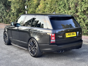 2015 Land Rover Range Rover 4.4 Sd V8 Vogue in Grey — image 4