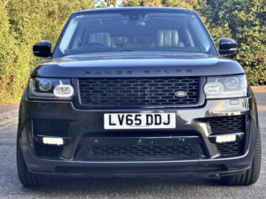 2015 Land Rover Range Rover 4.4 Sd V8 Vogue in Grey — image 5