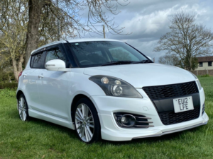 2012 Suzuki Swift 1.6 Sport Auto in White — image 3