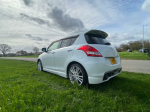 2012 Suzuki Swift 1.6 Sport Auto in White — image 4