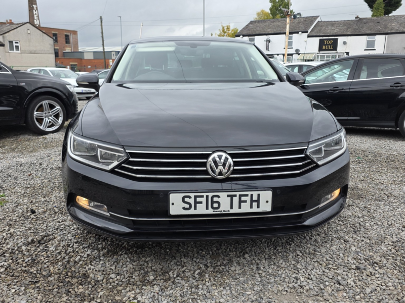 2016 Volkswagen Passat 1.6 Tdi Bluemotion Tech Se Business in Black — image 1
