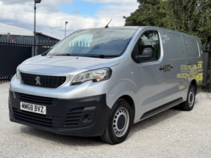 2019 Peugeot Expert 2.0 Bluehdi 1400 Professional Long Panel Van Lwb Euro 6 (s/s) 6dr in Silver — image 3