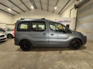 2010 Peugeot Partner Tepee 1.6 Hdi Tepee Zenith in Grey — image 4