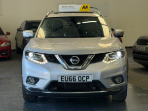 2016 Nissan X-Trail 1.6 Dci Tekna in Silver — image 3