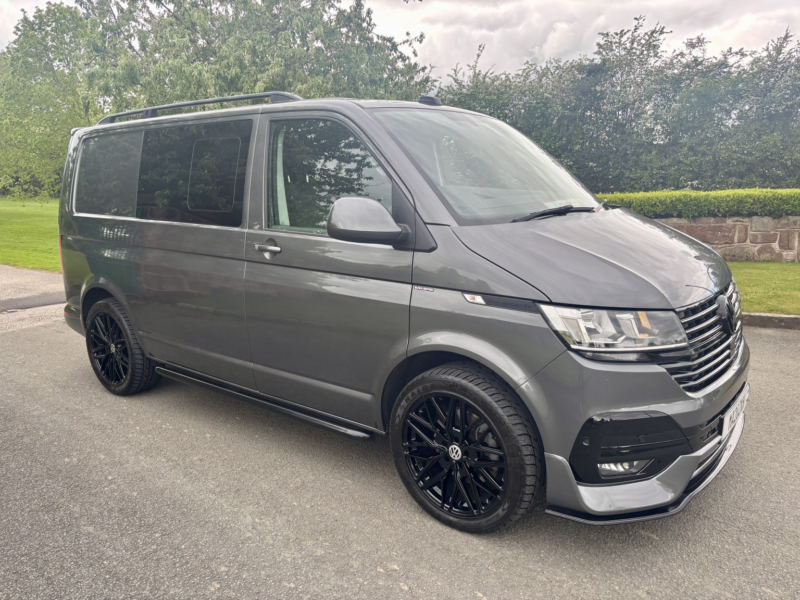 2020 Volkswagen Transporter T6.1 2.0 Tdi Highline Kombi 150 Swb Manual Ulez Euro 6 in Grey — image 1