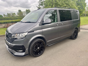 2020 Volkswagen Transporter T6.1 2.0 Tdi Highline Kombi 150 Swb Manual Ulez Euro 6 in Grey — image 2