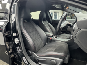 2015 Mercedes-Benz Gla Class 2.0 Gla250 Amg Line in Black — image 6