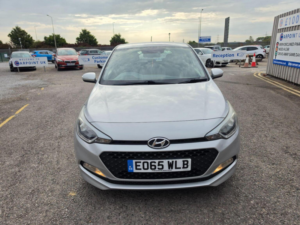 2015 Hyundai I20 1.4 Crdi Se Euro 6 5dr in Silver — image 2