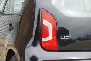 2014 Volkswagen Up! 1.0 Bluemotion Tech Move Up! in Black — image 6