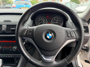 2014 BMW X1 2.0 18d Xline Auto Xdrive Euro 5 (s/s) 5dr — image 4