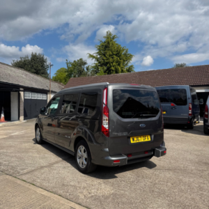 2017 Ford Grand Tourneo Connect 1.5 Tdci Titanium in Grey — image 6