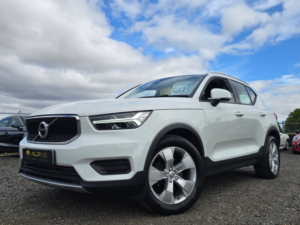 2020 Volvo Xc40 1.5 T3 Momentum SUV 5dr Petrol Manual Euro 6 (s/s) (163 Ps) in White — image 2