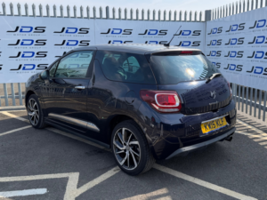 2015 Citroen Ds3 1.2 Puretech Dstyle Plus Hatchback 3dr Petrol Manual Euro 6 (s/s) (110 Ps) in Blue — image 5