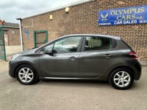 2012 Peugeot 208 1.4 Vti Active Euro 5 5dr in Grey — image 5