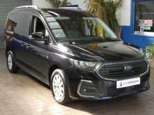 2024 Ford Grand Tourneo Connect 2.0 Ecoblue Titanium MPV 5dr Diesel Dct Euro 6 (s/s) (122 Ps) in Black — image 5