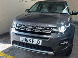 2016 Land Rover Discovery Sport 2.0 Td4 Hse Auto 4WD Euro 6 (s/s) 5dr in Grey — image 4