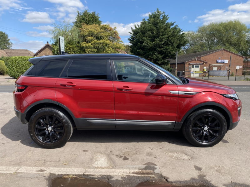 2016 Land Rover Range Rover Evoque 2.0 Ed4 Se * 2WD * Leather Heated Seats * Privacy Glass * £35 Road Tax * in Red — image 1