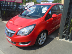 2014 Vauxhall Meriva 1.4i Tech Line MPV 5dr Petrol Manual Euro 6 (100 Ps) in Red — image 3