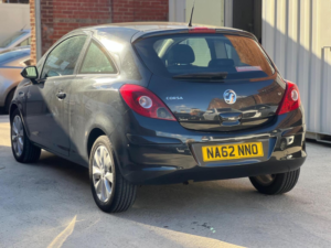 2012 Vauxhall Corsa 1.2 16v Active Euro 5 3dr in Black — image 5