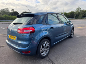 2015 Citroen C4 Picasso 1.6 E-Hdi Selection Euro 5 (s/s) 5dr in Blue — image 5