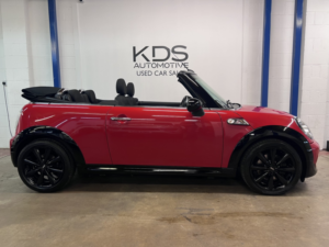 2012 MINI Convertible 1.6 Cooper S Convertible in Red — image 6
