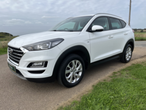 2019 Hyundai Tucson 1.6 Tucson Se Nav Mhev 48v 1.6 D My20 +rs in White — image 2