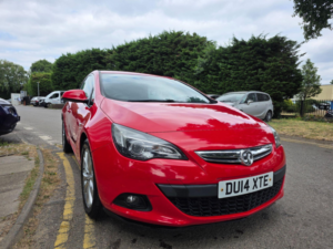 2014 Vauxhall Astra 1.4t Sri Euro 5 (s/s) 3dr in Red — image 2