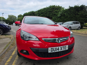 2014 Vauxhall Astra 1.4t Sri Euro 5 (s/s) 3dr in Red — image 4