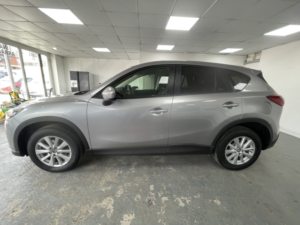 2015 Mazda Cx-5 2.2 Skyactiv-D Se-L Nav in Silver — image 3