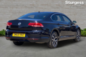 2018 Volkswagen Passat 1.5 Tsi Evo Se Business Saloon 4dr Petrol DSG Euro 6 (s/s) (150 Ps) in Black — image 5