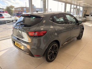 2019 Renault Clio 1.2 Puretech Gpf Flair in Black — image 3
