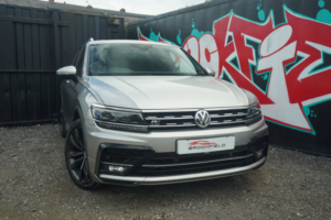 2017 Volkswagen Tiguan 2.0 Tdi R-Line SUV 5dr Diesel DSG 4motion Euro 6 (s/s) (150 Ps) in Silver — image 3