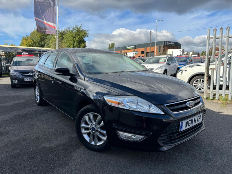 2011 Ford Mondeo 2.0 Zetec Euro 5 5dr in Black — image 1