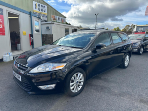2011 Ford Mondeo 2.0 Zetec Euro 5 5dr in Black — image 3
