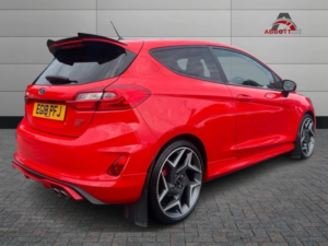 2018 Ford Fiesta 1.5 T Ecoboost St-3 in Red — image 3