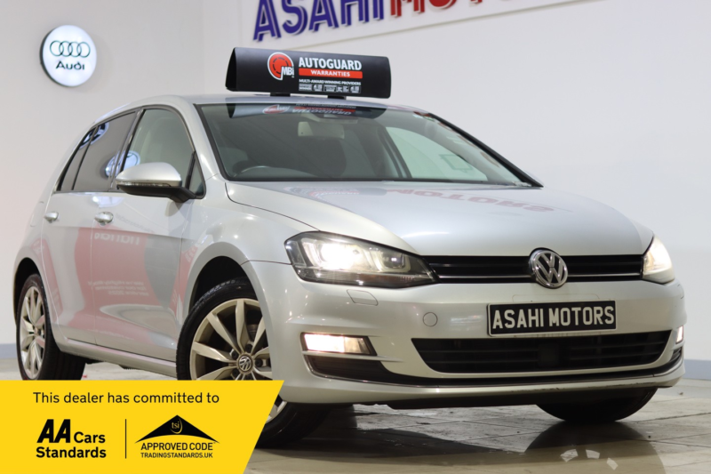 2014 Volkswagen Golf 1.4 Tsi Bluemotion Tech Se DSG Euro 5 (s/s) 5dr in Silver — image 1