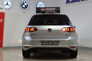 2014 Volkswagen Golf 1.4 Tsi Bluemotion Tech Se DSG Euro 5 (s/s) 5dr in Silver — image 3