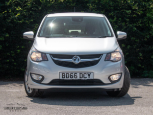 2016 Vauxhall Viva 1.0i Se Euro 6 5dr (a/c) in Silver — image 2