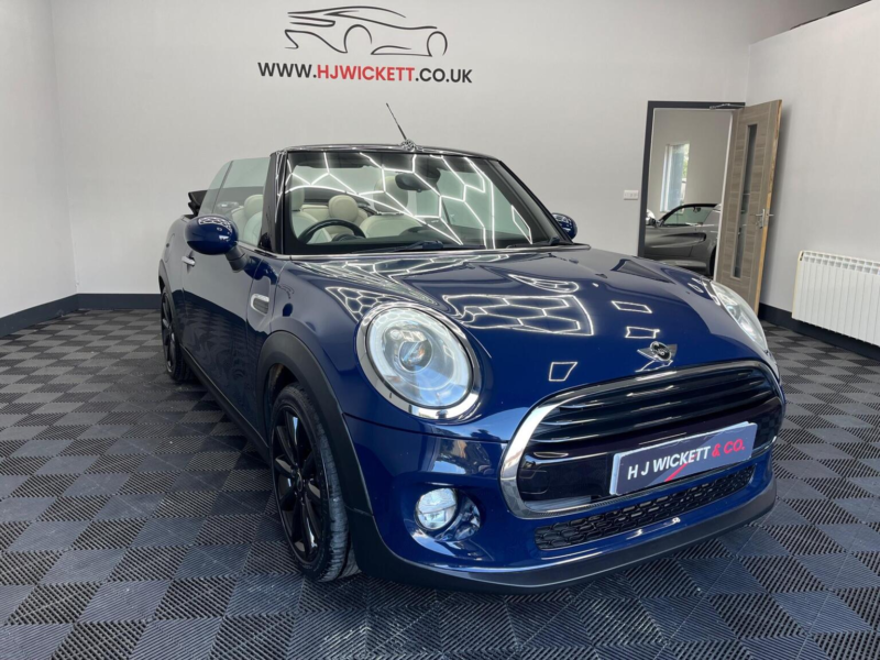 2017 MINI Convertible 1.5 Cooper Euro 6 (s/s) 2dr in Blue — image 1