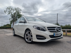 2015 Mercedes-Benz B Class 2.1 B220 Cdi Sport in White — image 2
