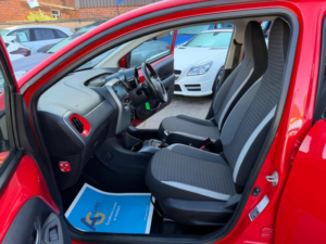 2019 Toyota Aygo 1.0 Vvt-I X-Play X-Shift Euro 6 5dr in Red — image 4