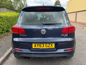 2013 Volkswagen Tiguan 2.0 Tdi Bluemotion Tech R-Line SUV 5dr Diesel Manual 4WD Euro 5 (s/s) (140 Ps) in Blue — image 6