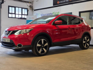 2016 Nissan Qashqai 1.5 Dci N-Connecta 2WD Euro 6 (s/s) 5dr in Red — image 5