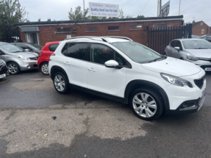 2018 Peugeot 2008 1.2 Puretech Allure in White — image 4