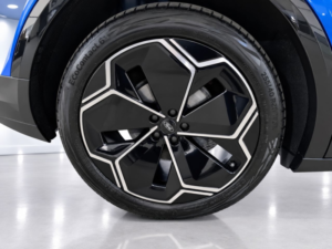 2024 Ford Capri Extended Range 79kwh Premium AWD Auto in Blue — image 6