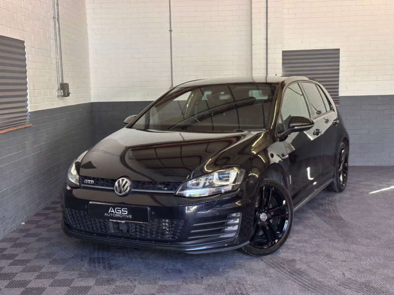 2016 Volkswagen Golf 2.0 Tdi Bluemotion Tech Gtd Hatchback 5dr Diesel Manual Euro 6 (s/s) (184 Ps) in Black — image 1