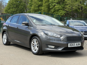 2016 Ford Focus 1.0 T Ecoboost Zetec in Grey — image 3