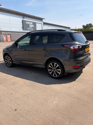 2018 Ford Kuga 1.5 Tdci St-Line SUV 5dr Diesel Manual Euro 6 (s/s) (120 Ps) in Grey — image 3