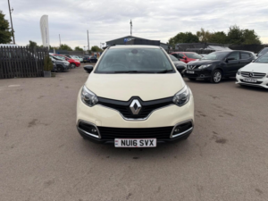 2015 Renault Captur 1.5 Dci Energy Dynamique Nav Euro 6 (s/s) 5dr in White — image 2